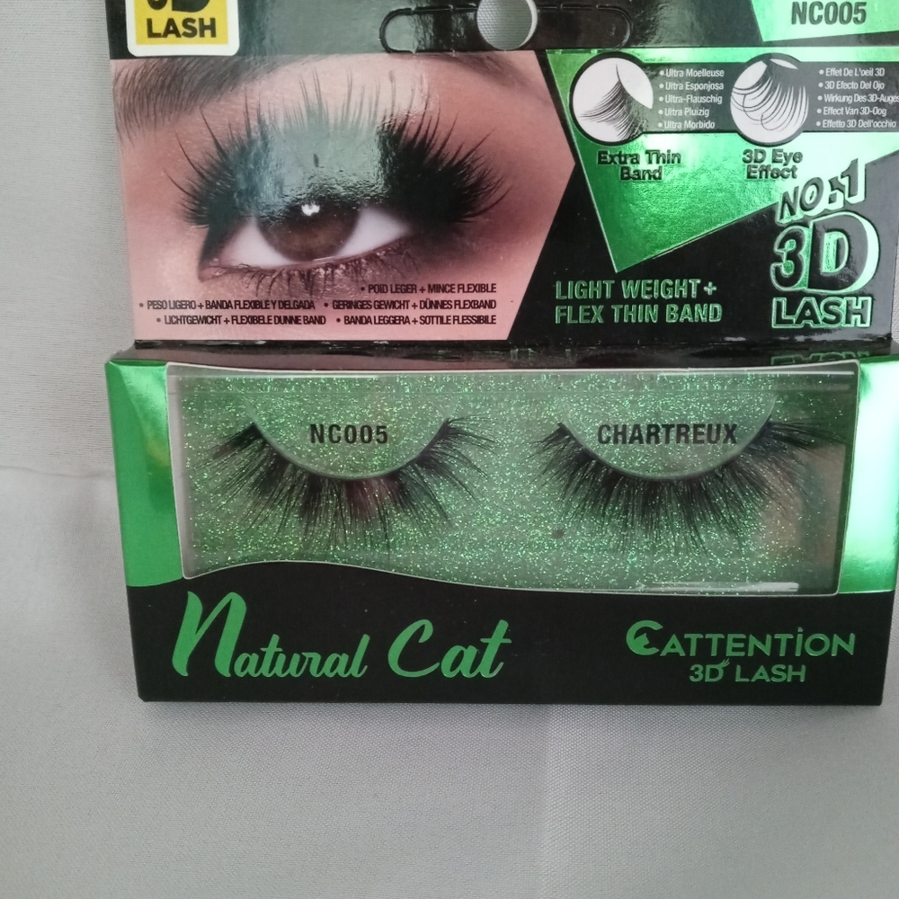 Eye lashes